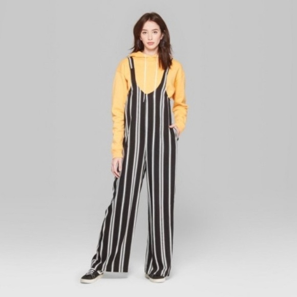 Wild Fable Black White Stripe Jumpsuit Wide Leg Overalls Sz‎ S Small
